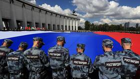 Что будет с зарплатами сотрудников МВД в Дикси